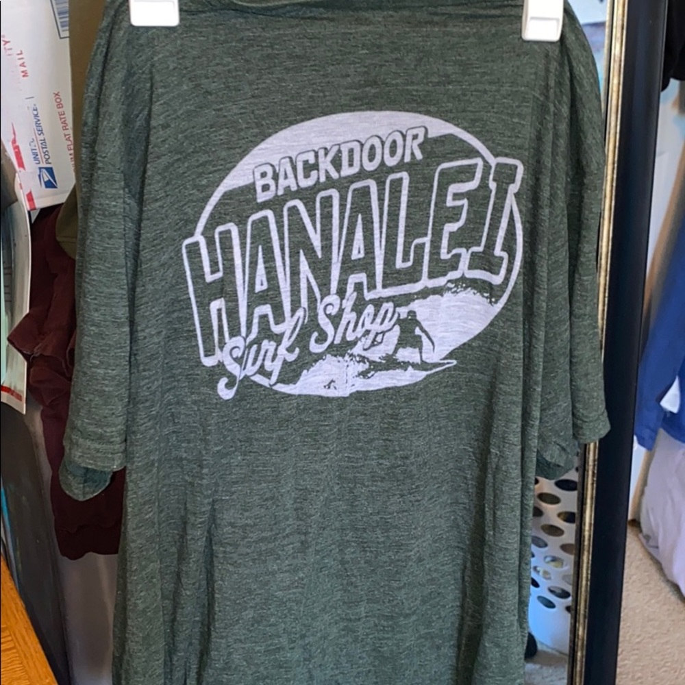 Green surfer graphic teeshirt